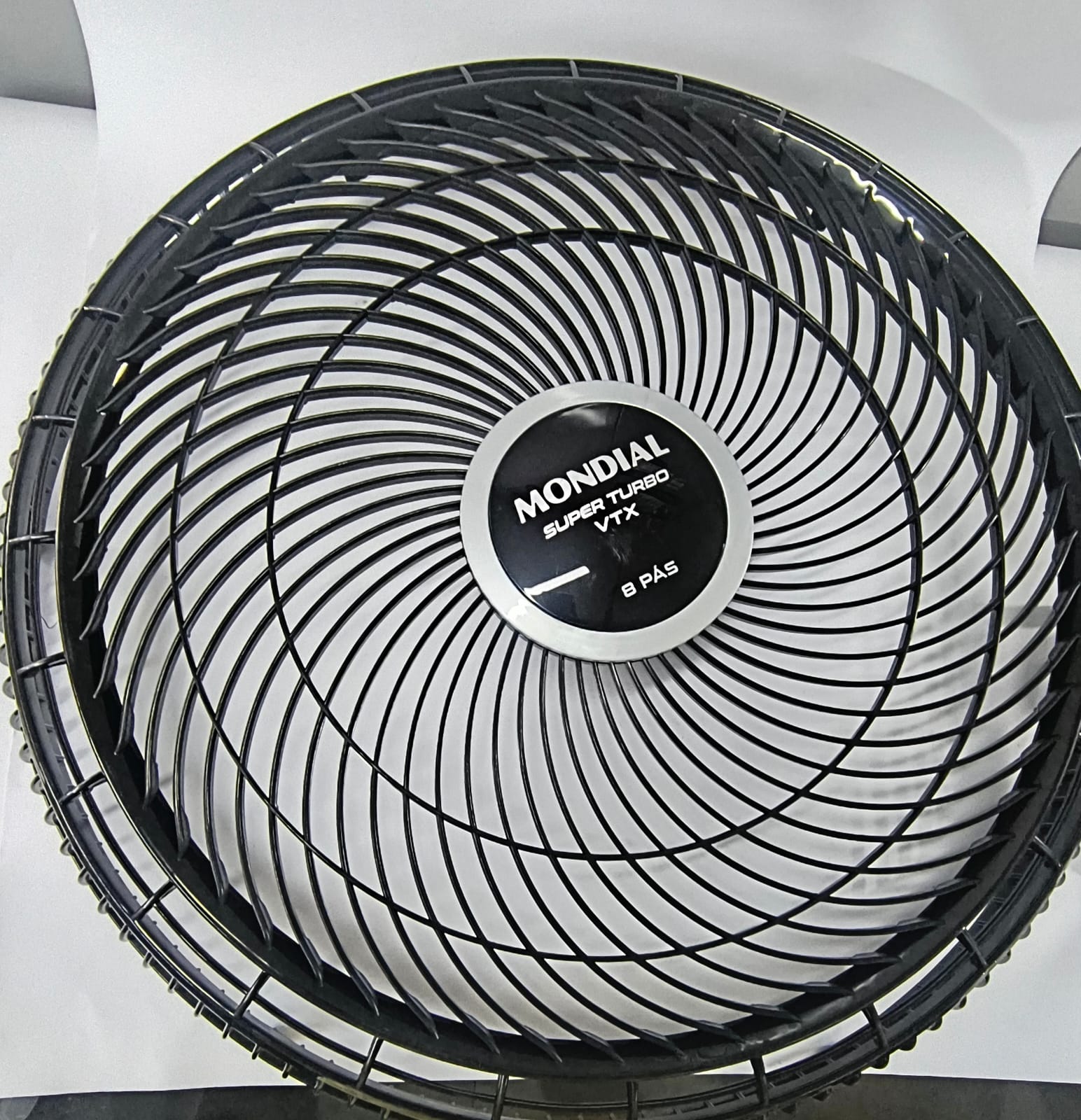 Grade Dianteira do Ventilador Mondial Sup...